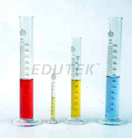 MEASURING CYLINDER, WITH POUR-OUT & ROUND GLASS BASE Accuracy as per ISO 4788